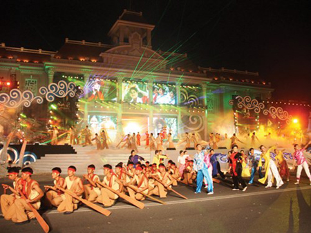 Chương trình nghệ thuật trong Festival Biển 2013.